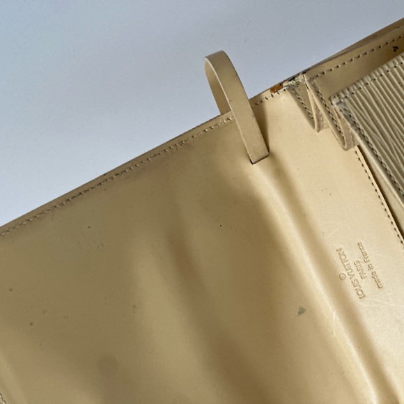 Louis Vuitton Lemon Drop Mini Epi - Picture 10 of 16